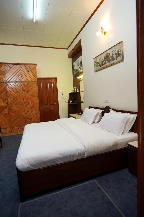 Bed and Breakfast The Edgeworth Šimla Exteriér fotografie