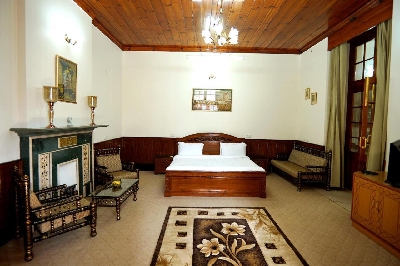 Bed and Breakfast The Edgeworth Šimla Exteriér fotografie